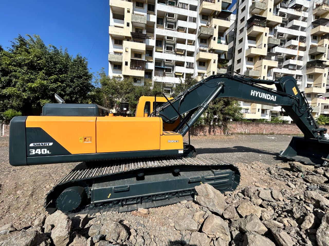 Hyundai R340L Smart